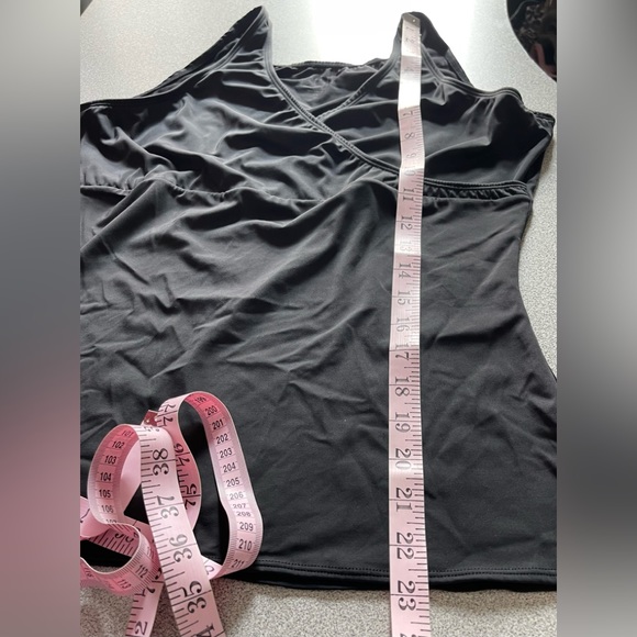 Assets By Spanx Black Crossover Shapewear Camisole Size 2X - Picture 4 of 7